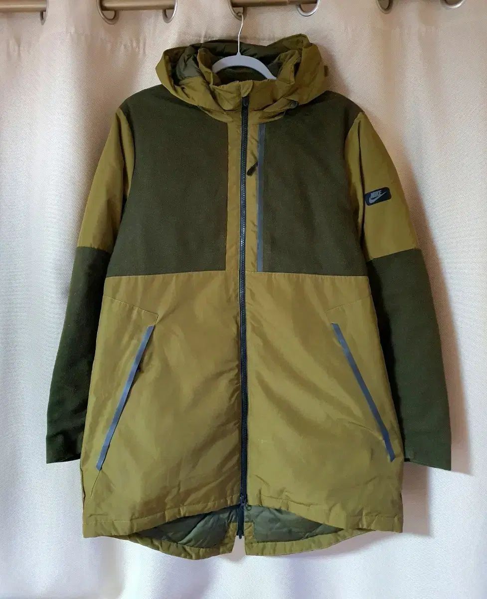 状態良し NIKE ダックダウン ダウン 100
