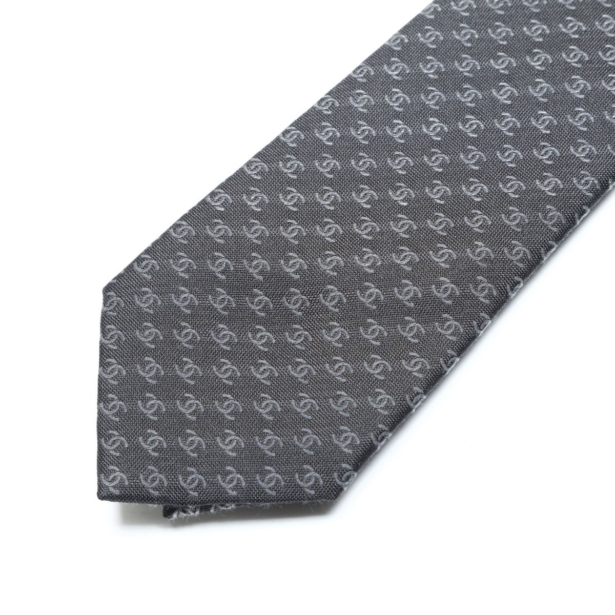 CHANEL シャネル ネクタイ ココマーク 総柄 シルク【中古】 - メルカリ