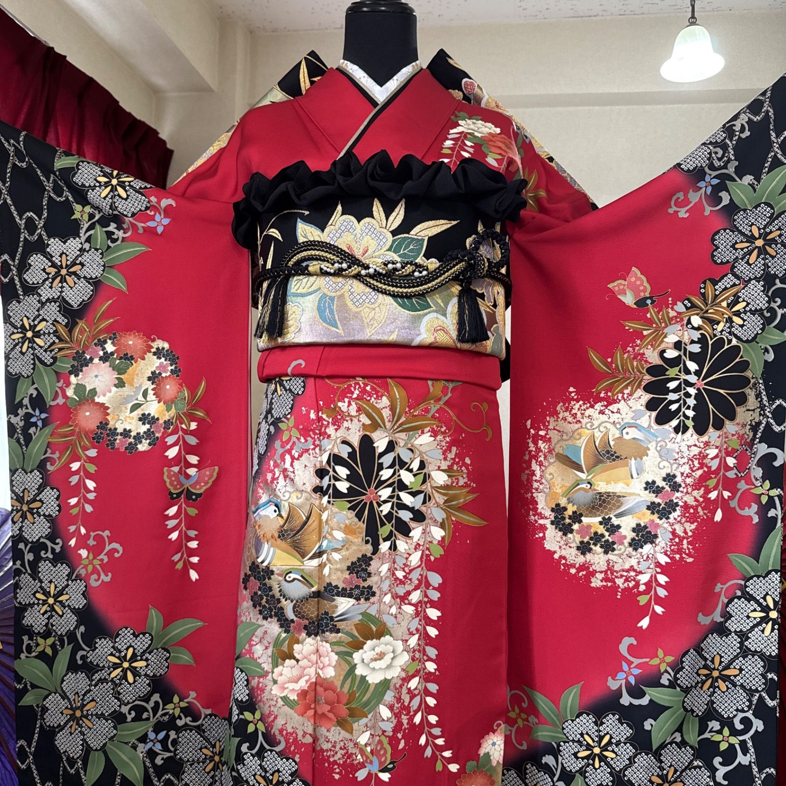 豪華振袖セット(4点)・袋帯・半衿・重ね衿・振袖・御所車・作家物