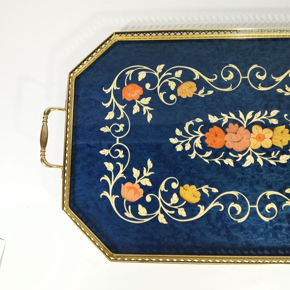 イタリア製　木製花の絵画 トレー　お盆　装飾的フレーム付き イタリア製 花模様 象嵌トレー/ お盆 イタリア製 お盆 トレイ