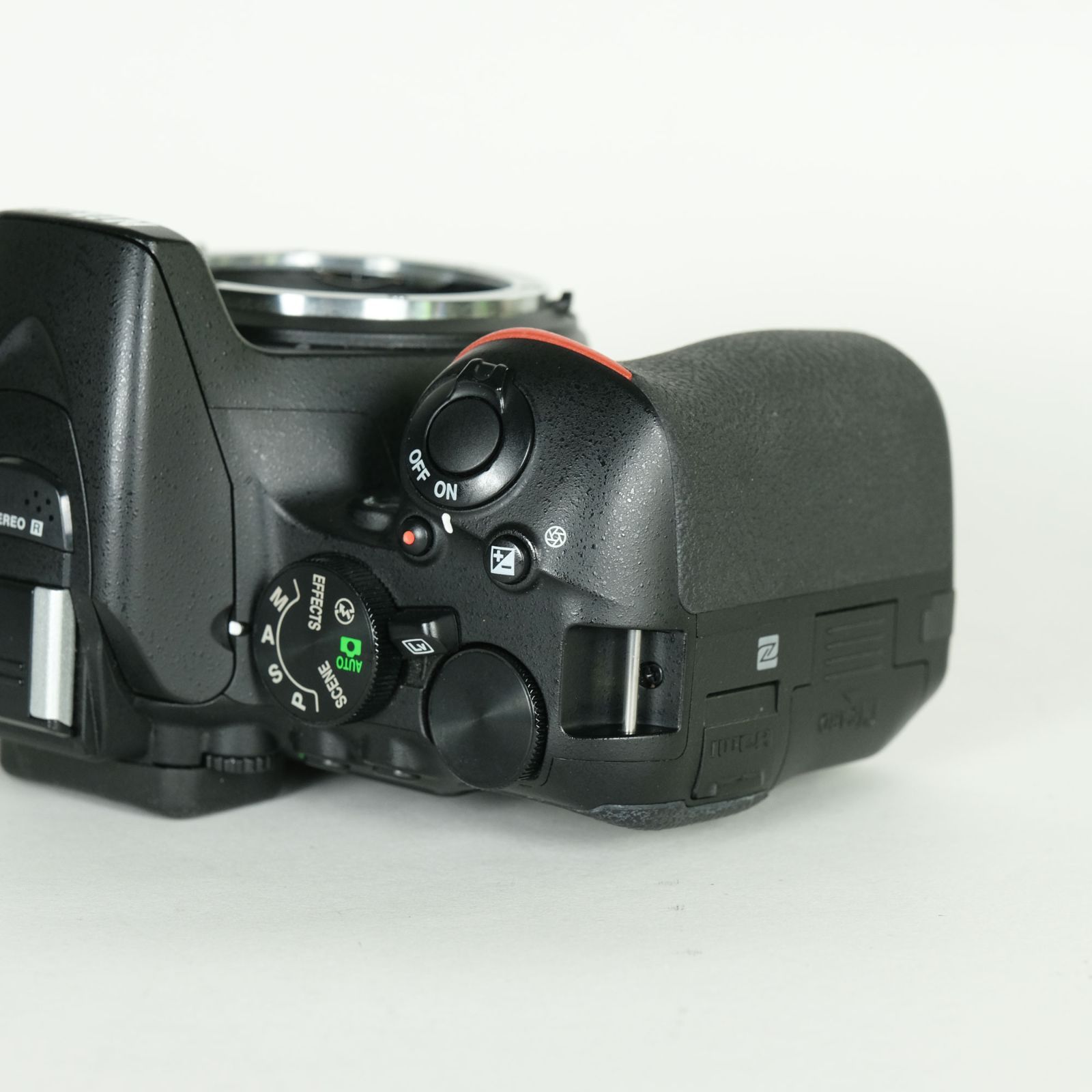 ⭐️NIKON D5600⭐️シャッター数少なめ⭐️ Nikon D5600 シャッタースピードを設定する方法 - YouTube