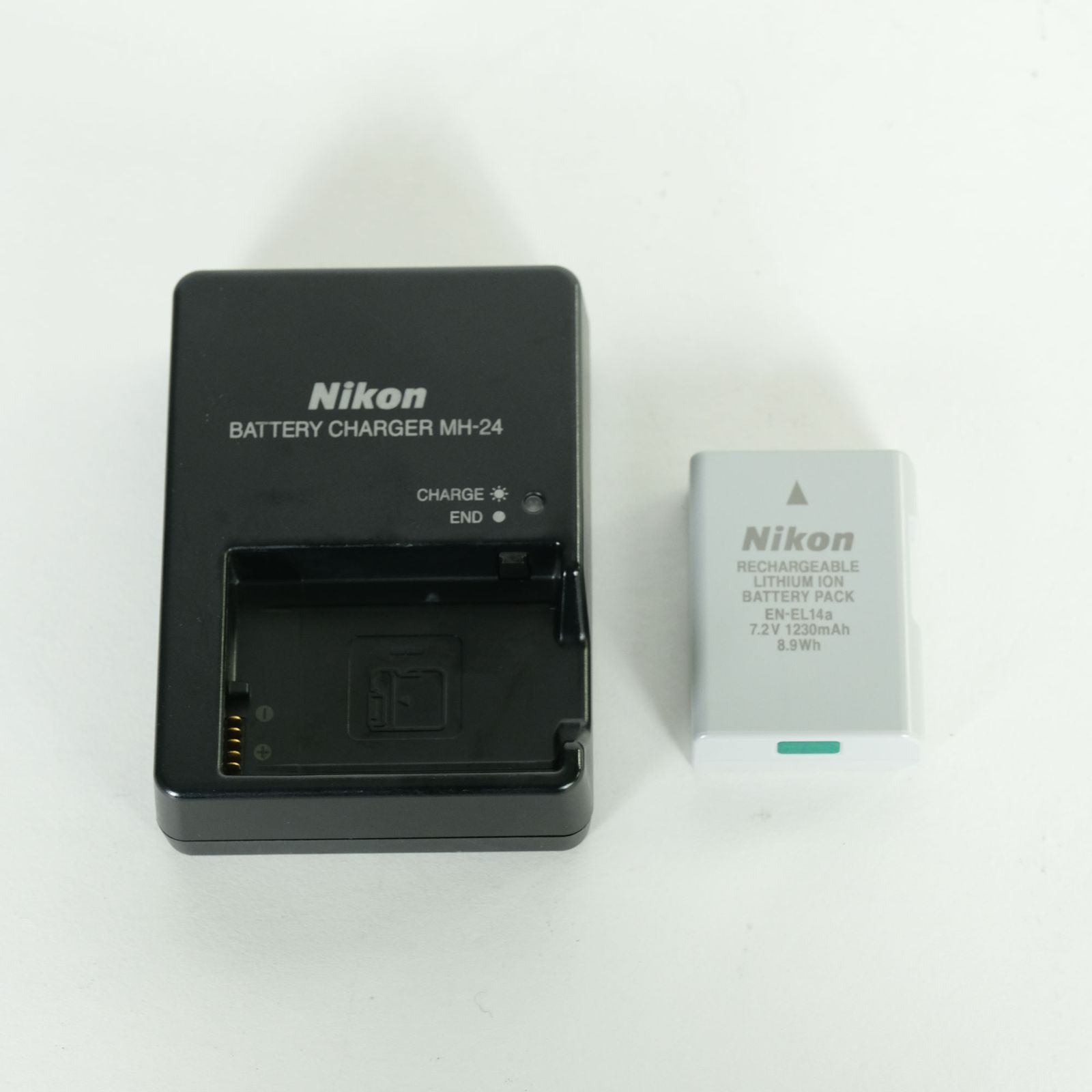  | シャッター数13 380回 Nikon D 5600 ボディ Fマウント デジタル一眼レフ デジタルカメラ