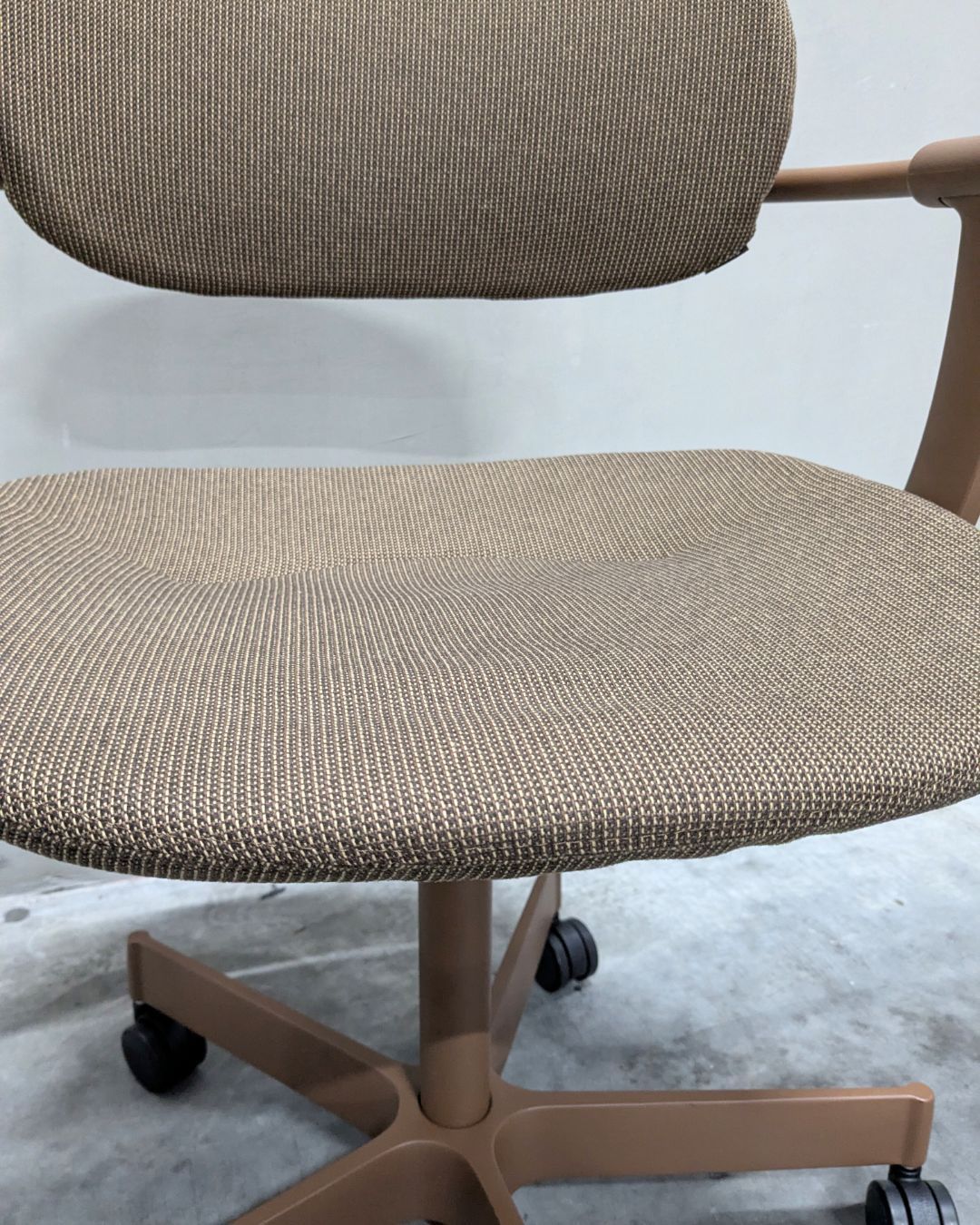 バーテブラ 5本脚