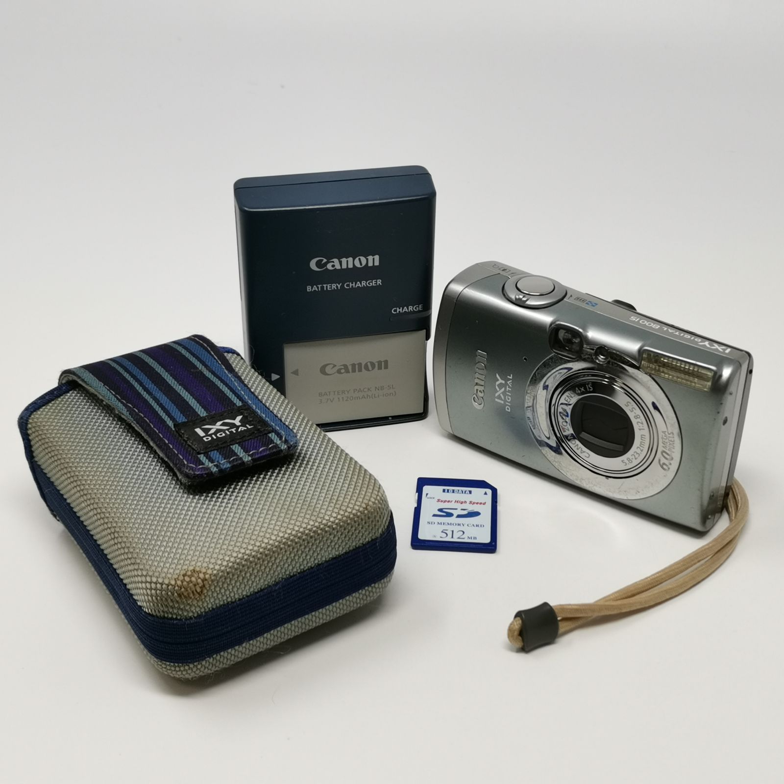 25M10-134 キャノン IXY 800 PC1176 デジカメ コンパクト 25M10-134