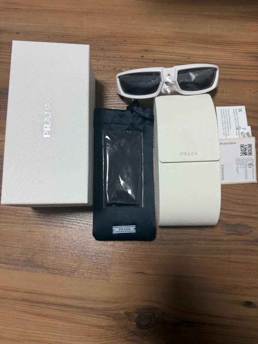 PRADA サングラス ソン ミンホ SONG MINHO 着用