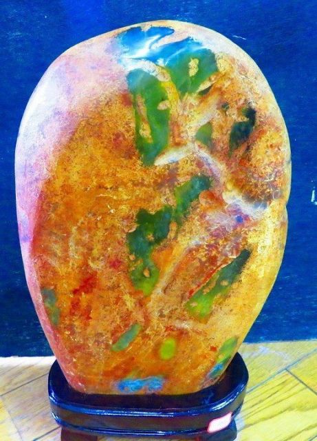 希少 ☆超綺麗見惚れるほど美しい！！！純天然糸魚川翡翠原石12.3kg