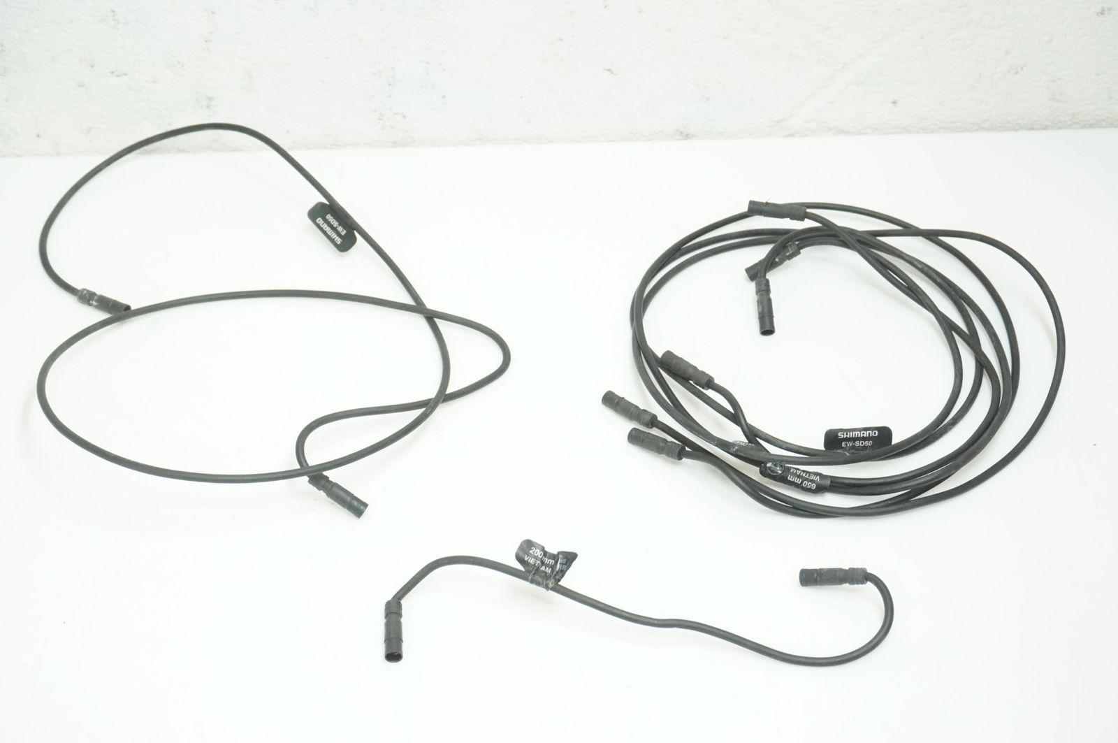 SHIMANO シマノ EW-SD 50 Di 2 750 mm 650 x 3 200 ケーブルセット |