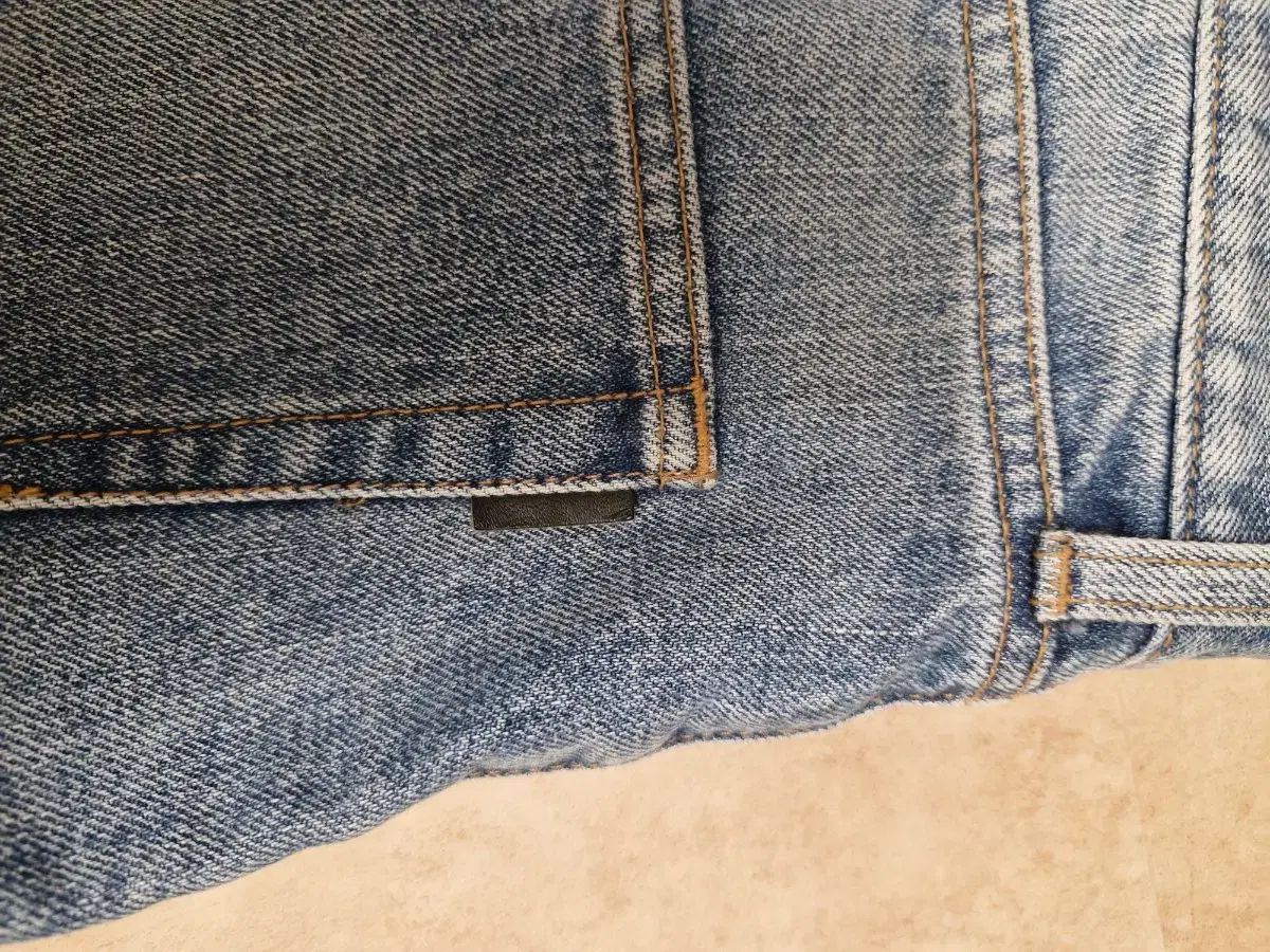 サンローラン ジーン