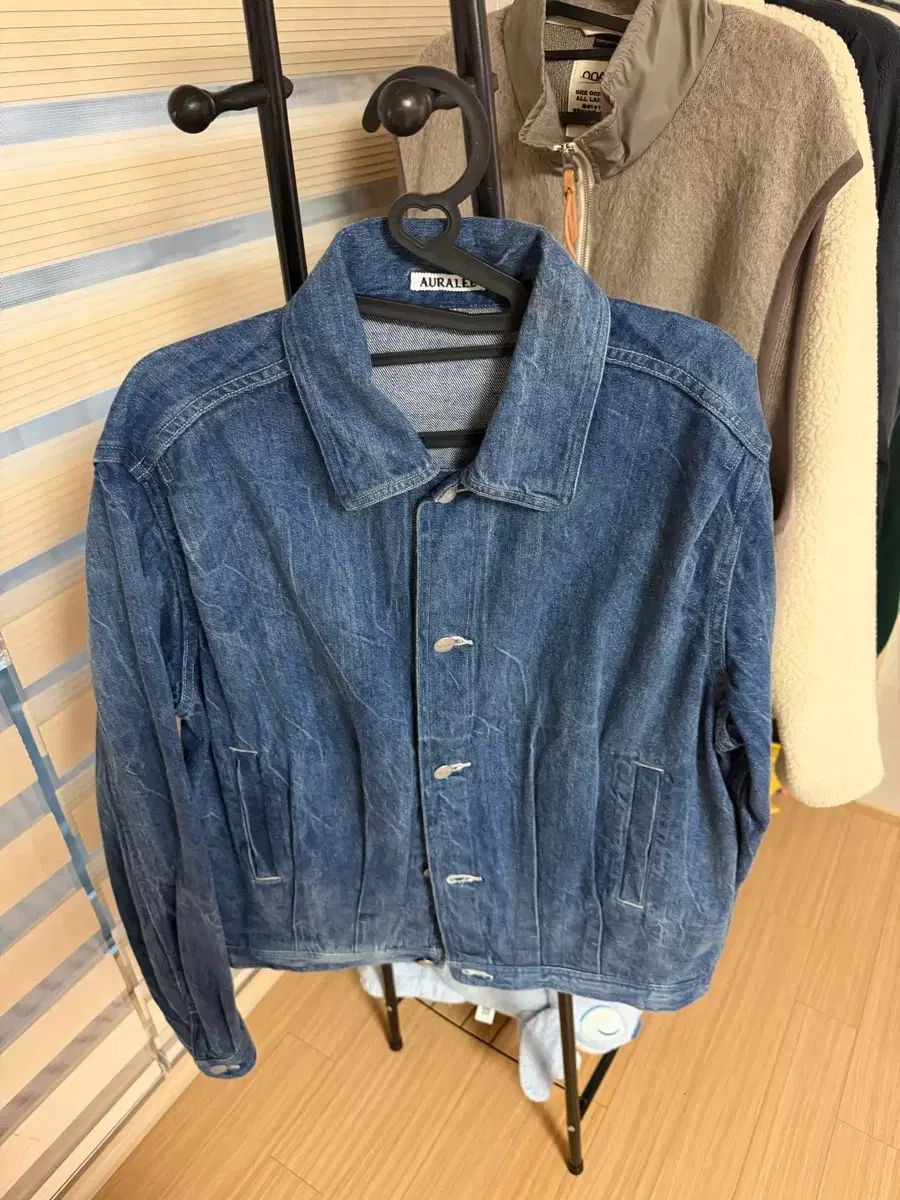 AURALEE セルビッジ フェイディド ライトデニム ブルゾン|ジャケット