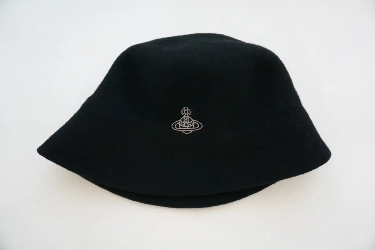ヴィヴィアン ウエストウッド ウール帽子