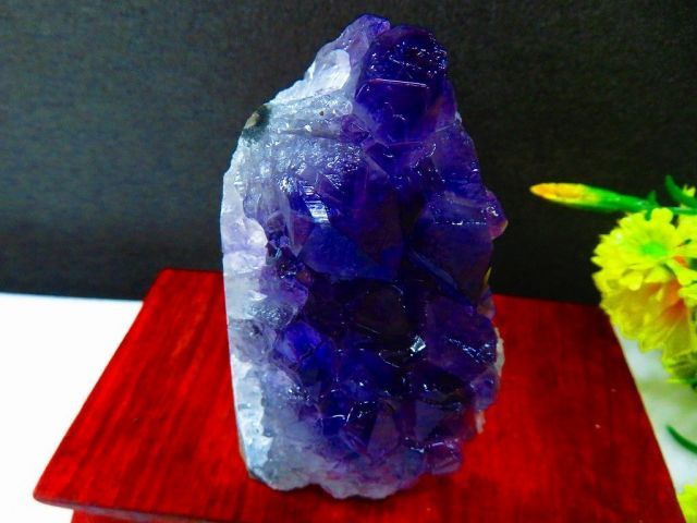 ウルグアイ産☆ 天然水晶☆絶品超濃い濃い超美しい☆アメジスト