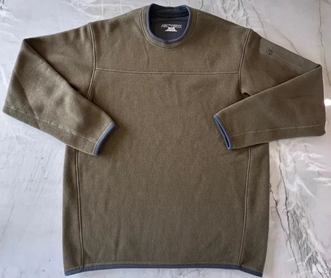 アークテリクス コーバート クルー プルオーバー フリース