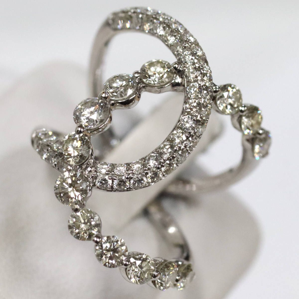 750ダイヤモンドリング D 2.00 5.4 g 11 鑑別書