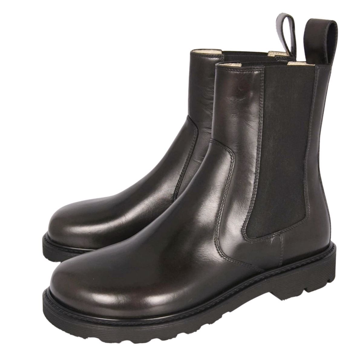 たまえり　LOEWE サイドゴアブーツ　新品未使用　ロエベ　ショートブーツ 未使用 ロエベ LOEWE ブーツ ショートブーツ サイドゴア レザー