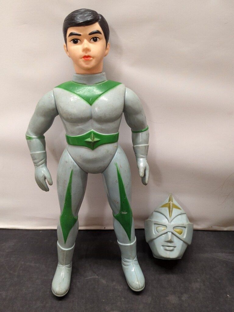 ブルマァク ブルマァクの怪獣シリーズ ミラーマン 面替 320 mm 水色成型