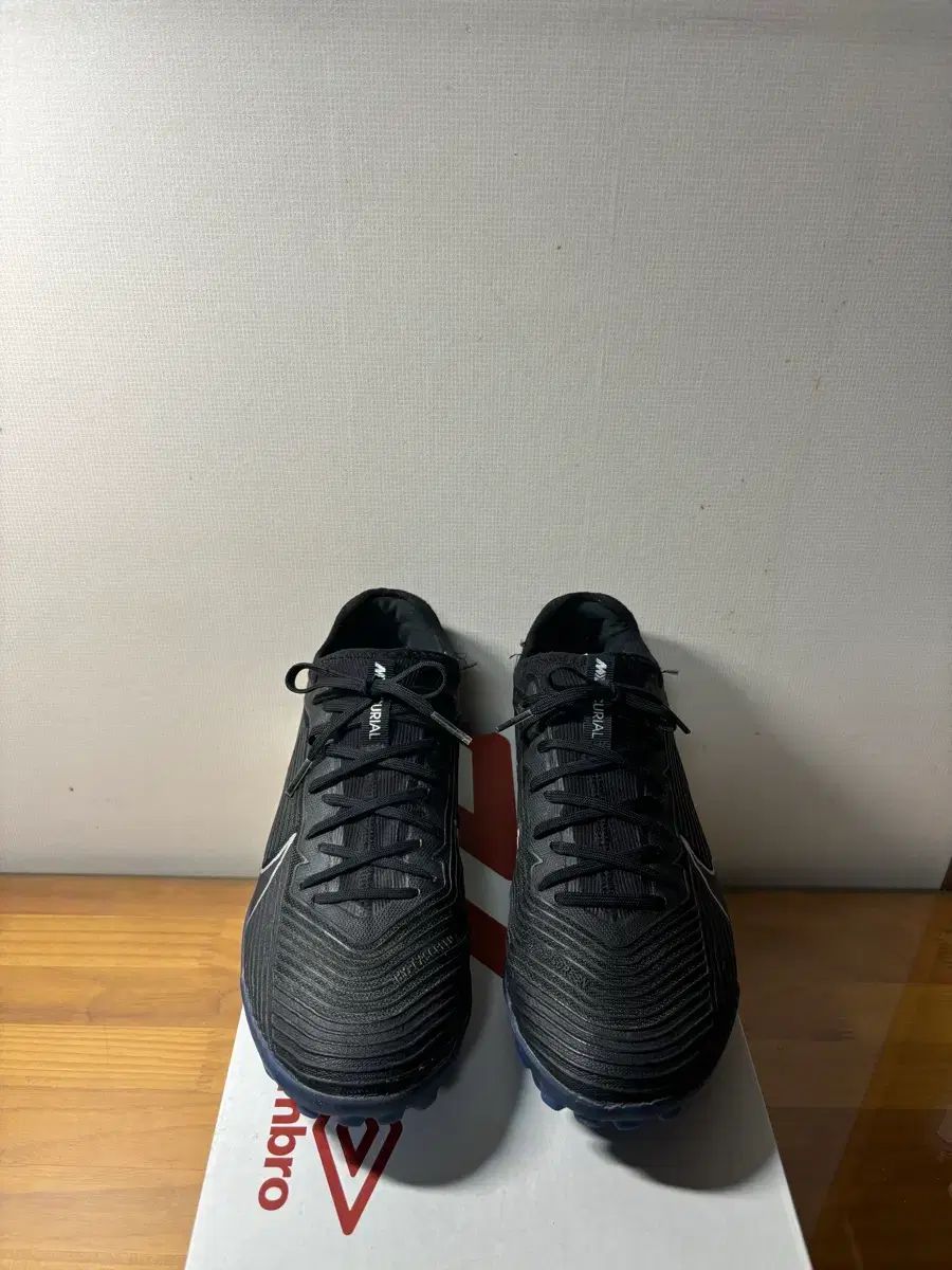 270 NIKE ズーム ヴェイパー 15 プロ TF サッカーシューズ