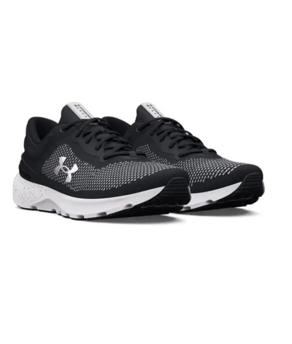 アンダーアーマー ランニングシューズ