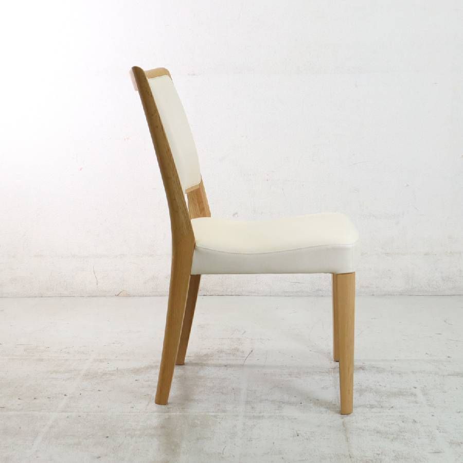 2の1 カリモク家具 限定ブランド Chitano 肘無 ダイニングチェア カリモク家具 限定品ブランド Chitano チターノ ダイニングチェア 肘