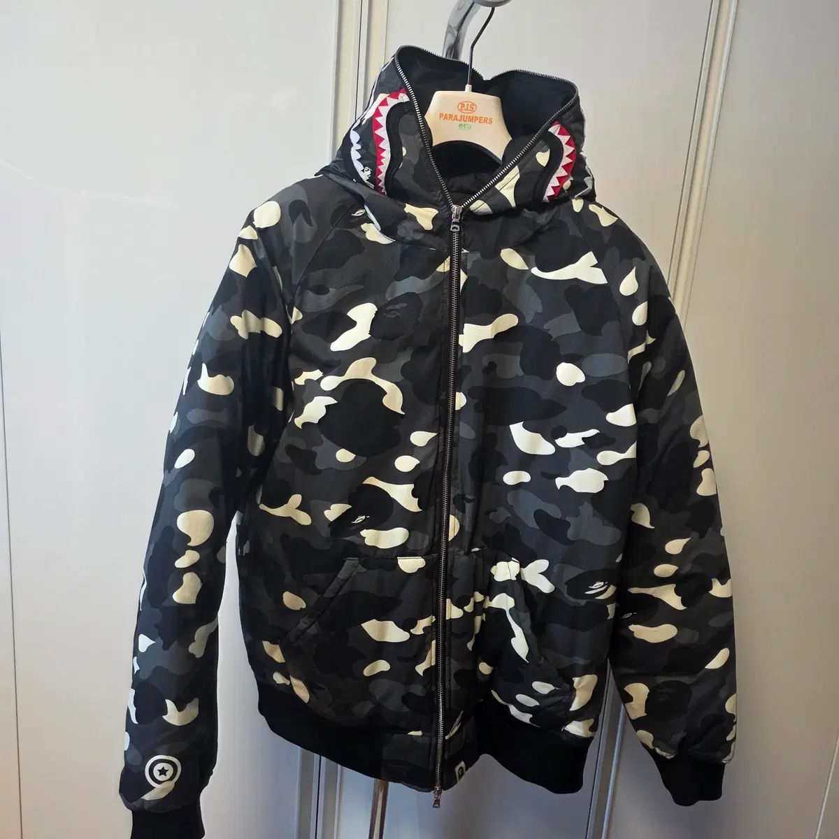 2 XL 実際に着用 3回 シャークフーデッド シティカモ ダウン