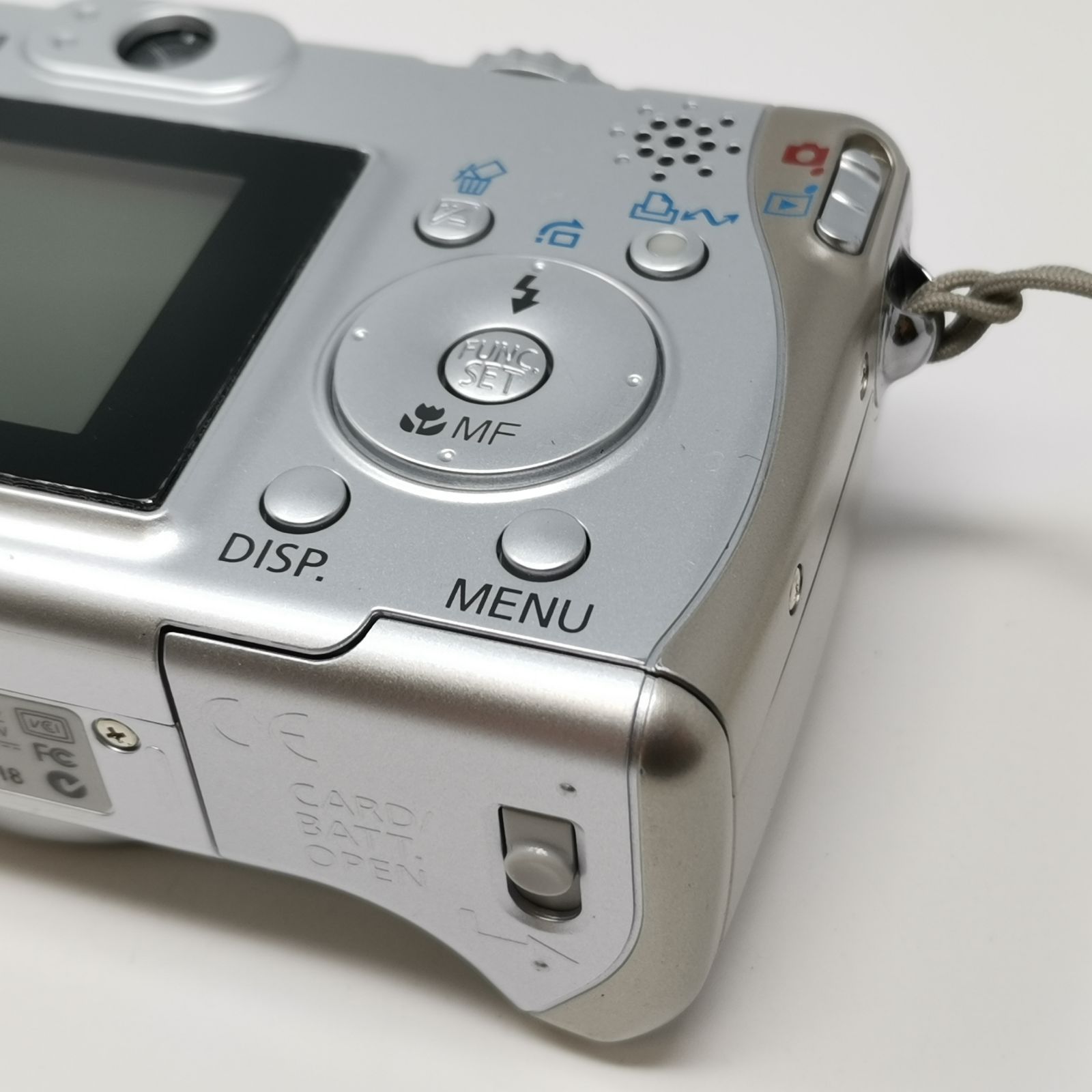 キャノン Power Shot A530 シルバー デジカメ 動作確認済み デジタル