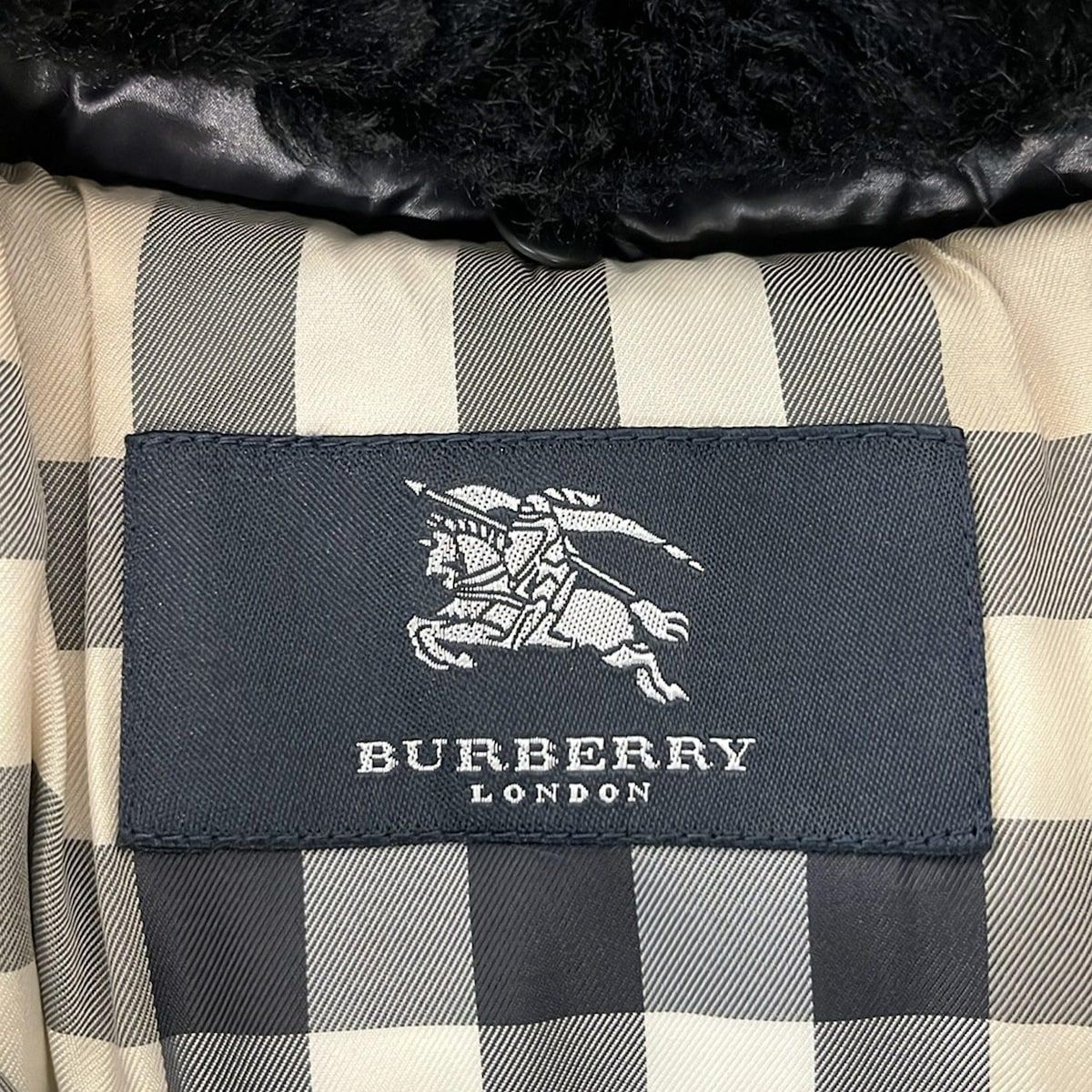 【美品】BURBERRY バーバリーロンドン ダウンコート 黒 Lサイズ程度 BURBERRY LONDON バーバリーロンドン レディース ダウンジャケット