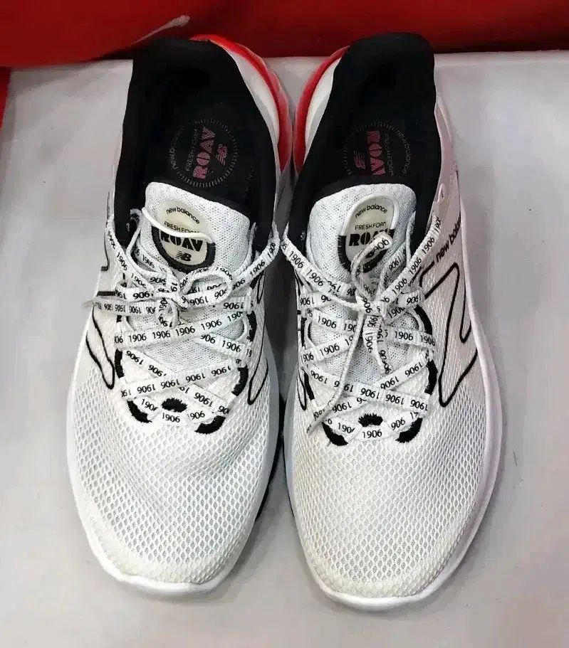 ローブ スニーカー