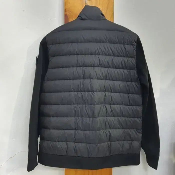 ナショナルジオグラフィック ダックダウン 軽量ダウン 95 柄物 ダウンジャケット 