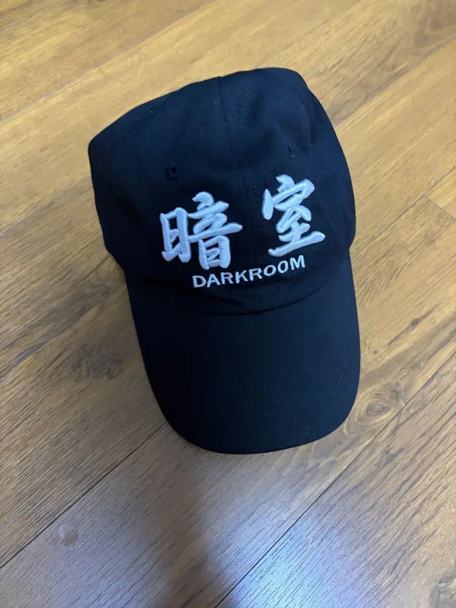 DARKROOM ダークルーム ベースボールキャップ ブラック 初回版