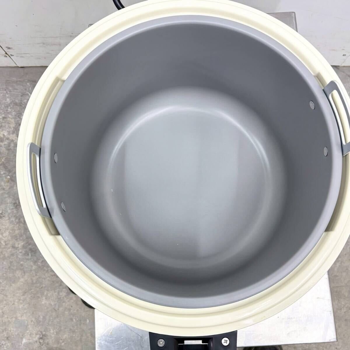 業務用電子ジャー THA-C60A 象印 W460×D380×H320mm 6L 約3.3升