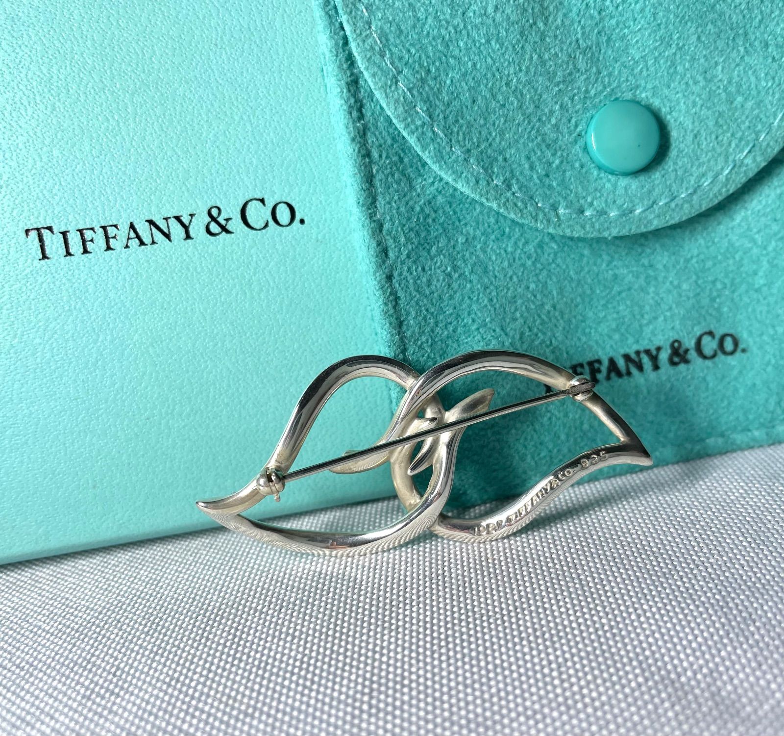 ダブルリーフデザイン