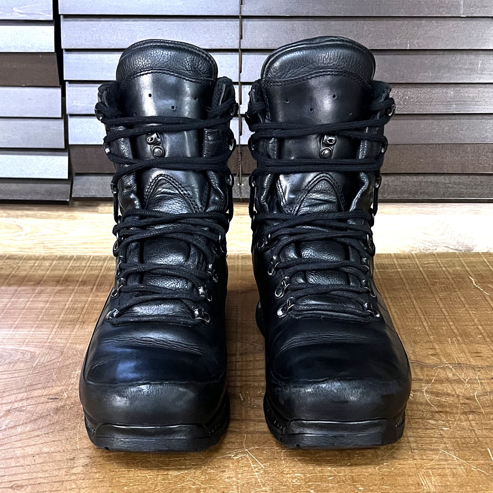 ドイツ軍放出品 コンバットブーツ MEINDL製 エクストリームコンバット