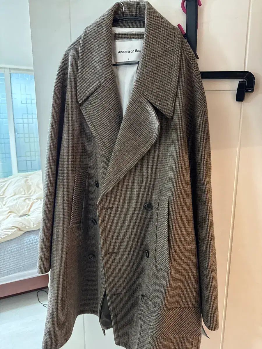 アンダースンベル ヘリンボーン ダブル ブレスト コート