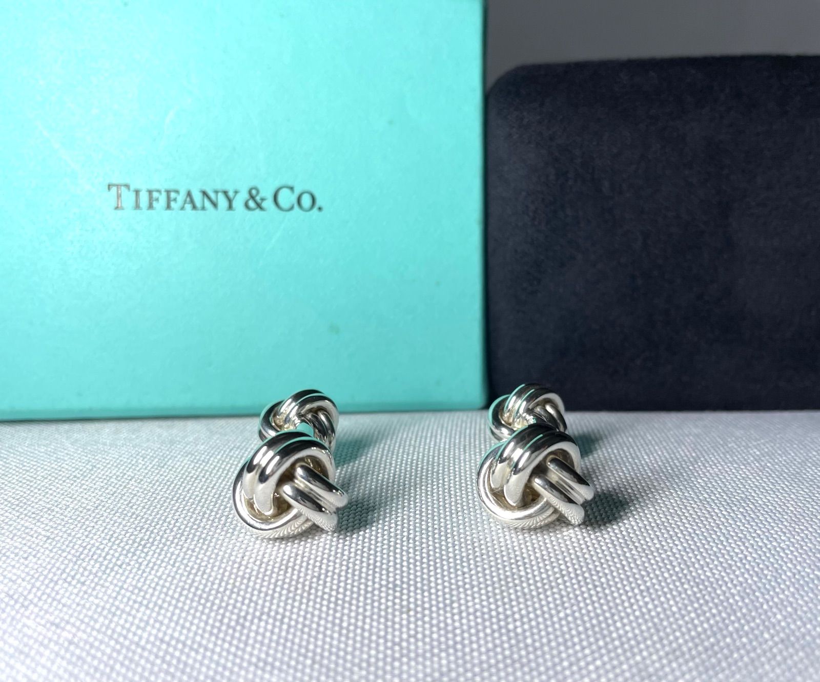 ☆極美品☆ティファニー　カフスボタン　ノット　ツイスト　シルバー　925 美品 TIFFANY ティファニー ツイストノットカフス ボタン カフリンクス