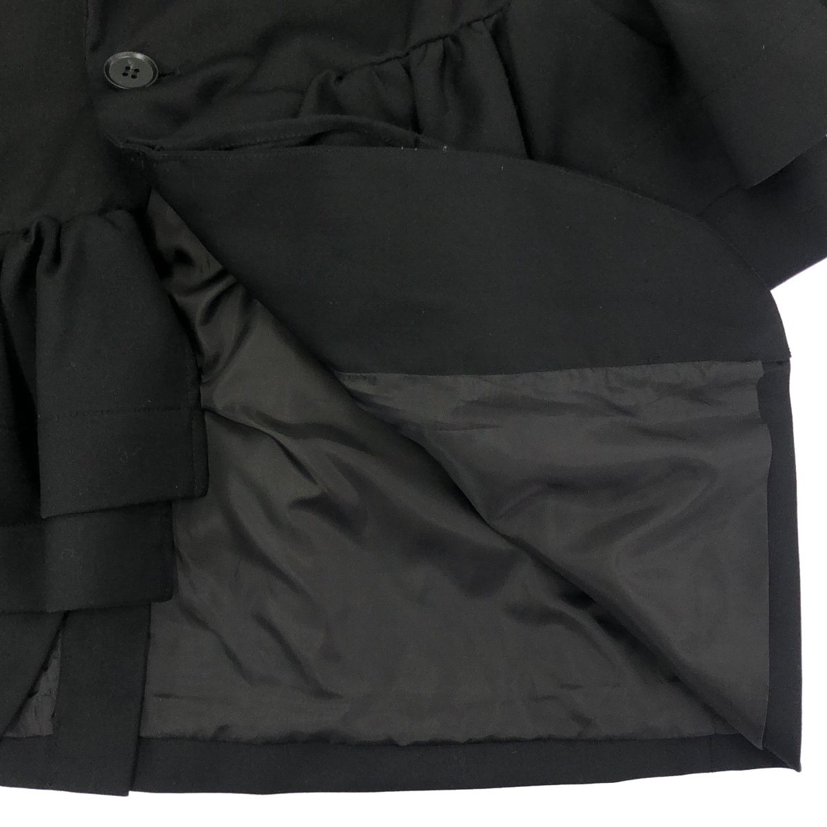 正規品bibiy AGATHA PEPURAMU JACKET bibiy AGATHA PEPURAMU JACKET