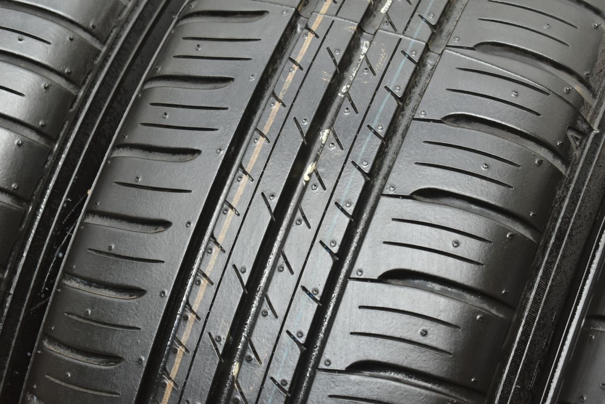  新車外し トヨタ ライズ ハイブリッド Zグレード 17 in 6 J 40 PCD 100 エナセーブEC 300 195|60 R ロッキー レックス 納車外し 17インチ タイヤ ホイールセット