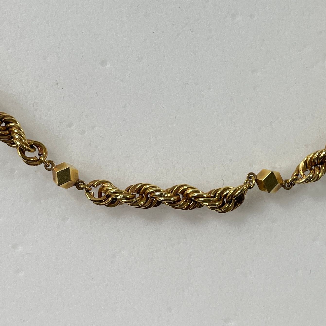 ☆ K18刻印 18金 ゴールド ロングツイストチェーンネックレス