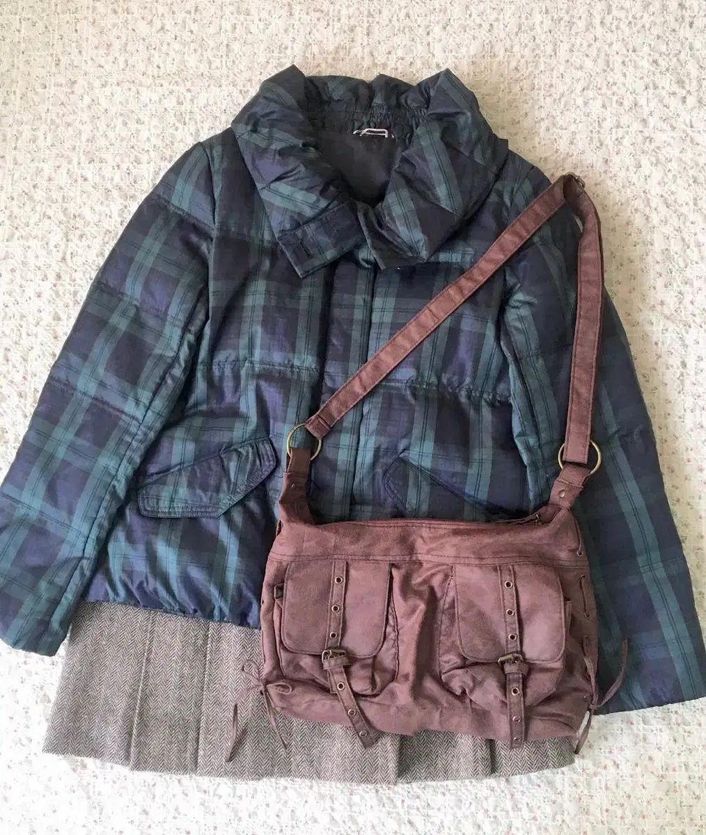 マル ヴィンテージ CHECK ショートダウン 地球 チャーボ マジカーゴ Q チャンミン 合井