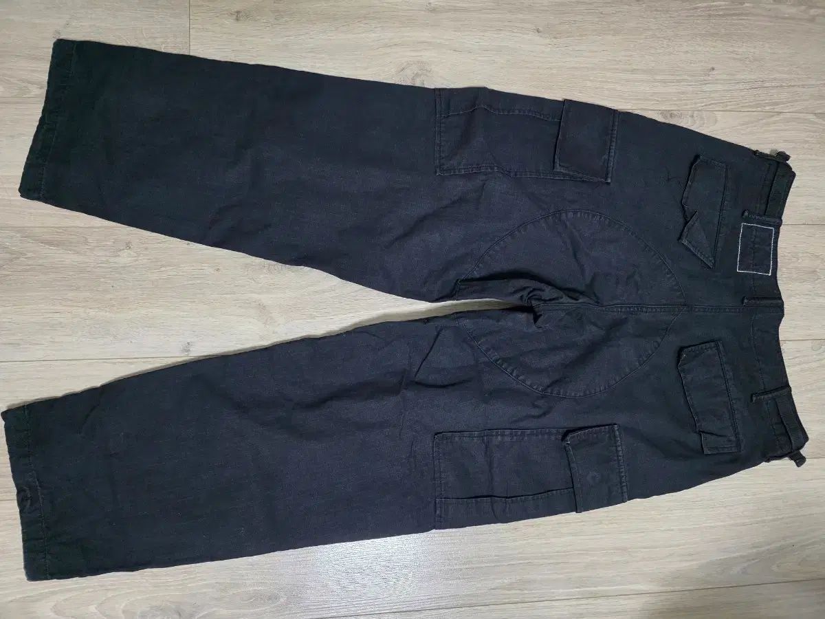 カーキ KITH キス ブラック ファティーグ パンツ Sサイズ