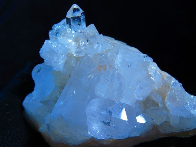 水晶 クラスター 原石 ブラジル ミナスジェライス州 カブラル産 天然