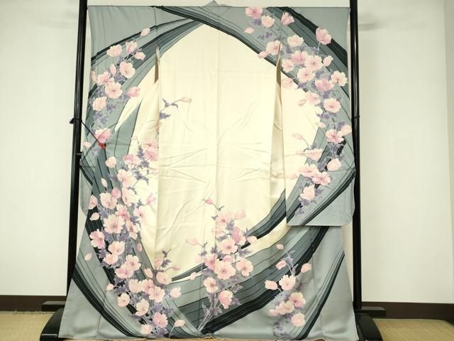 平和屋着物□豪華振袖 草花文 銀彩 正絹 逸品 DABA5930qp - メルカリ