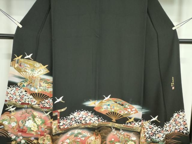 平和屋着物□谷崎潤一郎の世界 黒留袖 駒刺繍 扇面御所車飛鶴人物文 暈