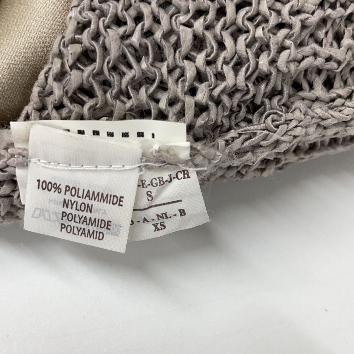 ブルネロクチネリ　ロングカーディガン 冬の装いにリラックスムードを添える「ブルネロ クチネリ」のカーディガン