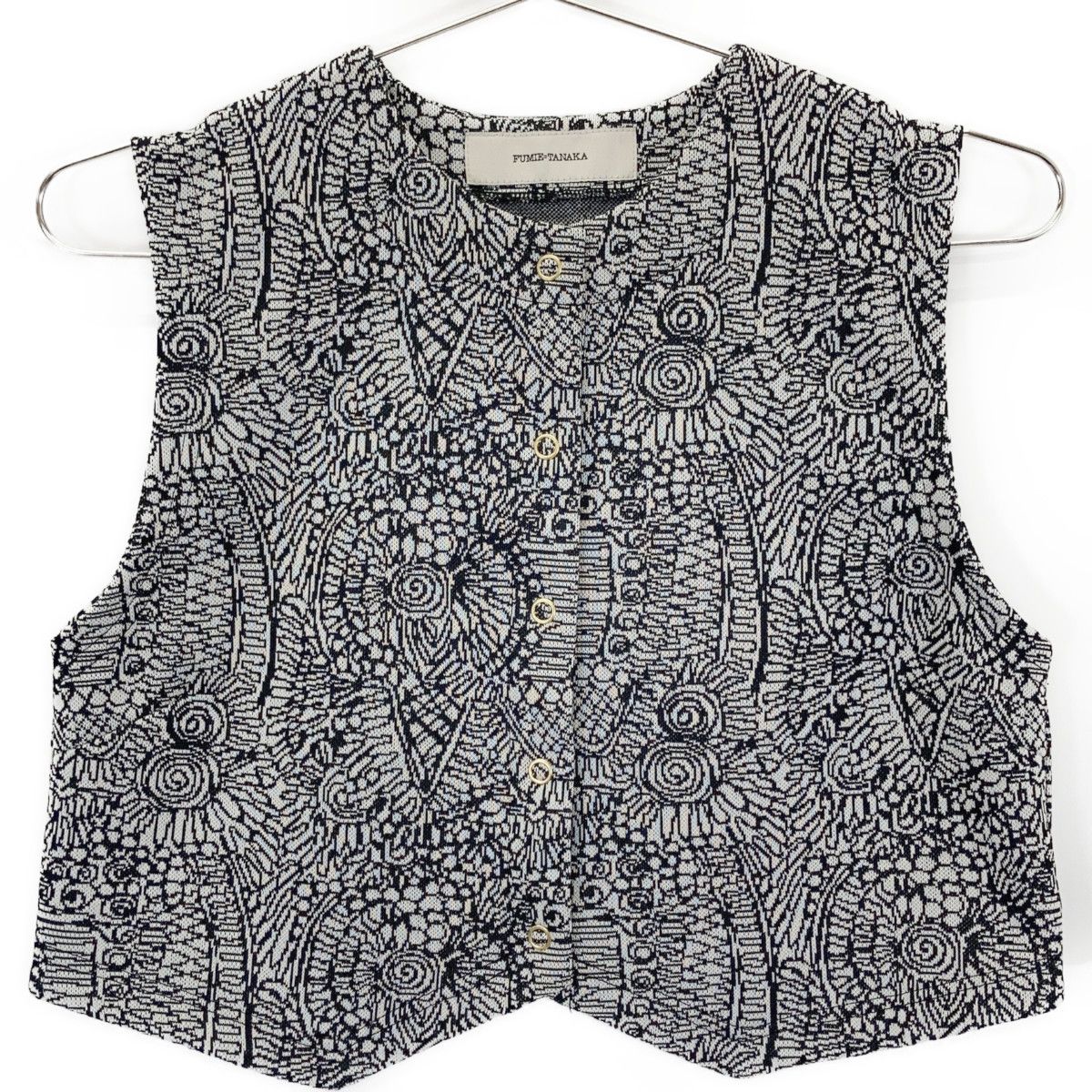 FUMIE TANAKA フミエタナカ 24SS F24S-29 ｸﾞﾚｰ 総柄 ｼﾞｬｶﾞｰﾄﾞﾍﾞｽﾄ 1