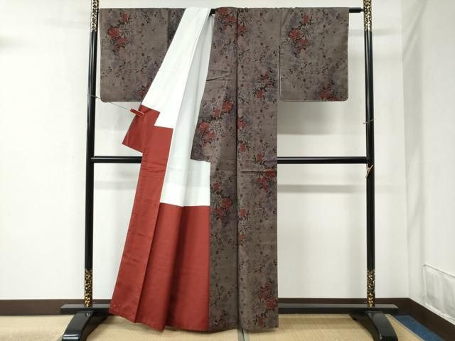 平和屋着物○本場大島紬 7マルキ 泥染め 草花文 田川絹織物謹製 証紙