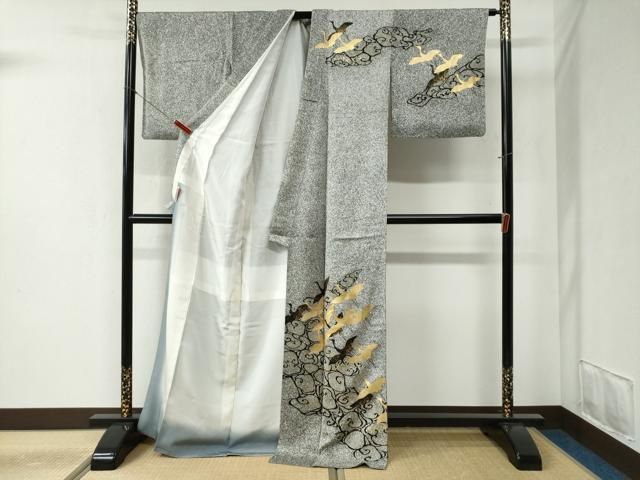 平和屋着物●訪問着　流水飛鶴文　たたき染め　黒地　金彩　ロング丈　正絹　逸品　CABB4405yc 平和屋着物○訪問着 流水飛鶴文 たたき染め 黒地 金彩 ロング丈 正絹