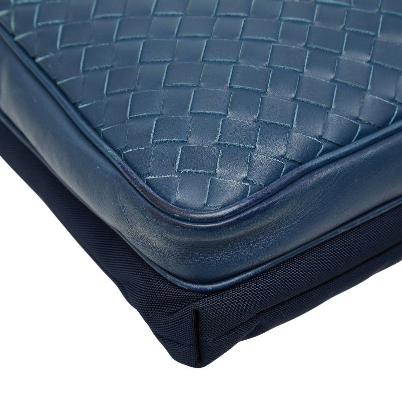 ボッテガヴェネタ イントレチャート 斜め掛け ショルダーバッグ ブルー