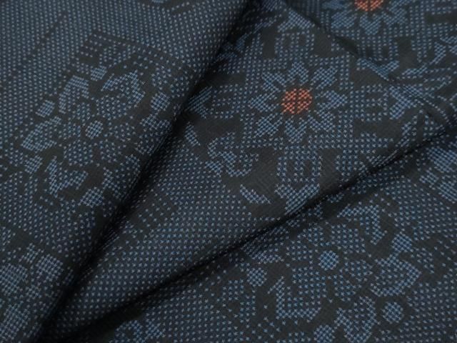 平和屋着物○本場大島紬 7マルキ 色紙重ね吉祥花文 正絹 逸品 未使用