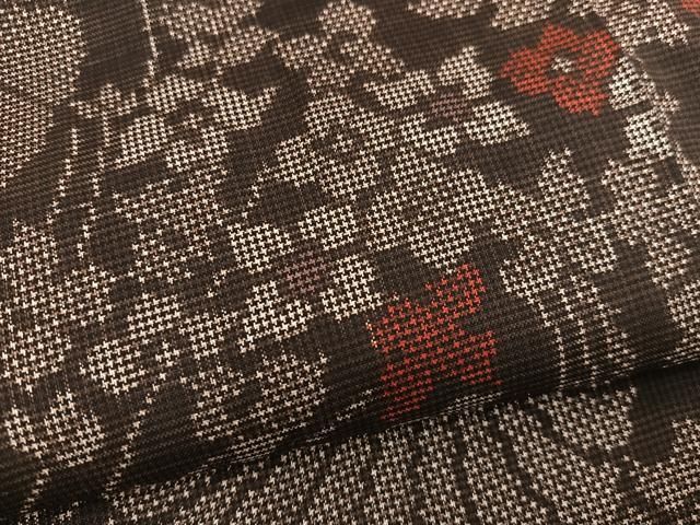 平和屋着物○本場大島紬 7マルキ 古代染色 純泥染め 草花文 証紙付き