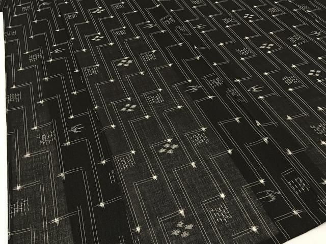 平和屋着物＊夏物 本場琉球絣 夏琉球 黒地 正絹 逸品 BAAW5074hj