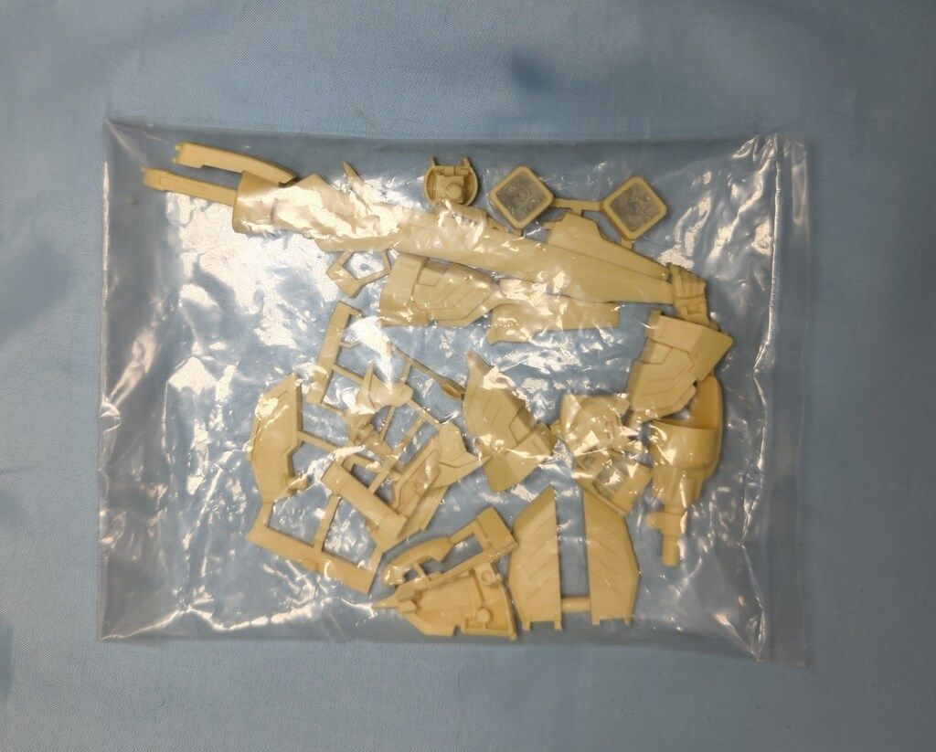 ホビージャパン 1/144スケールレジンキャストキット 原型 JUNIII G